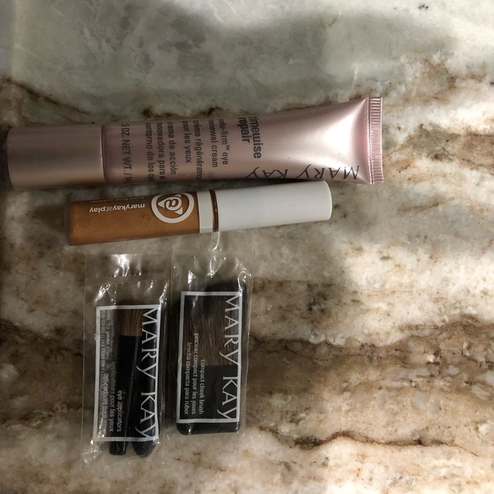 MaryKay bundle eye cream